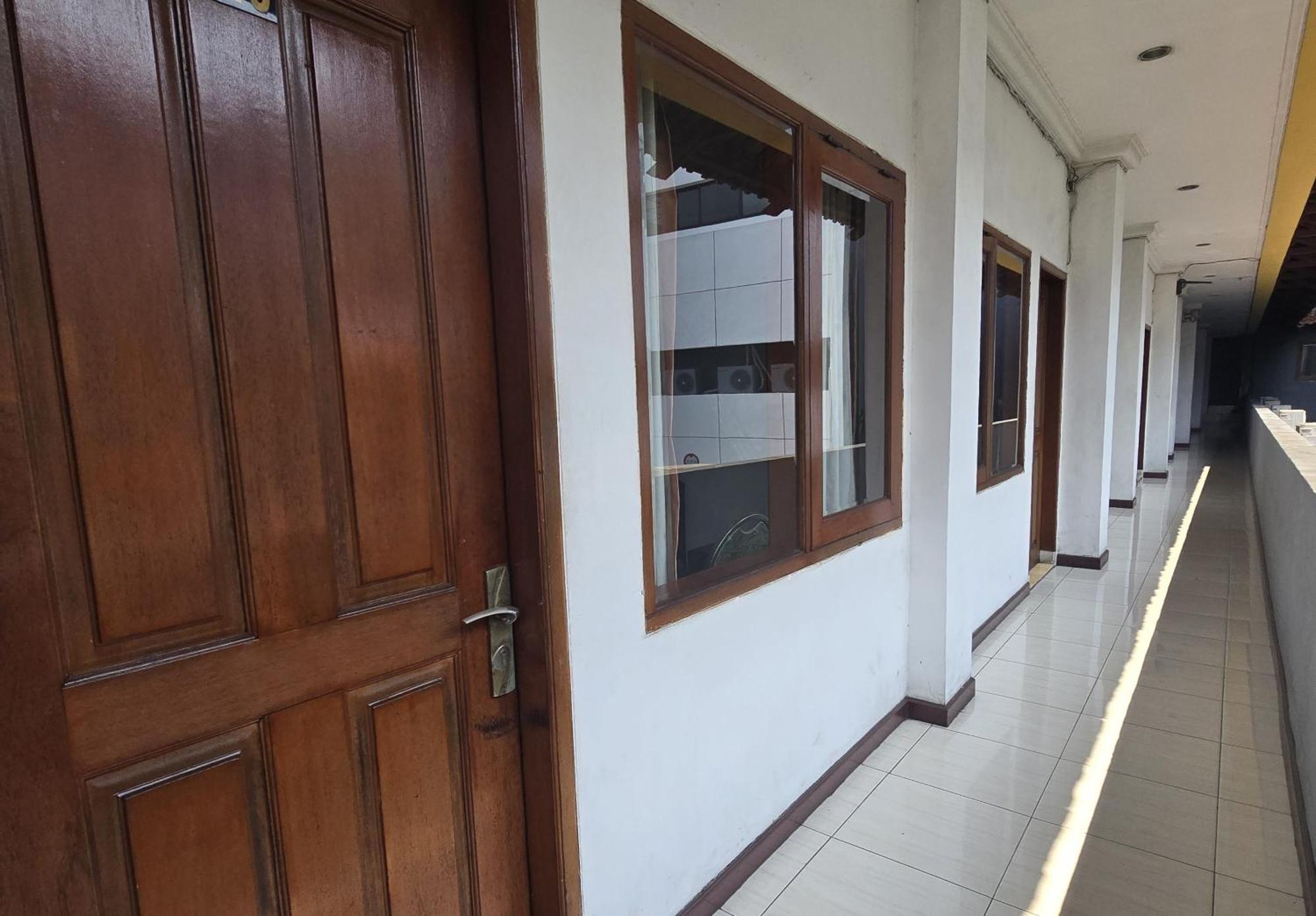 Hotel Maxim Kwitang Cakarta Dış mekan fotoğraf