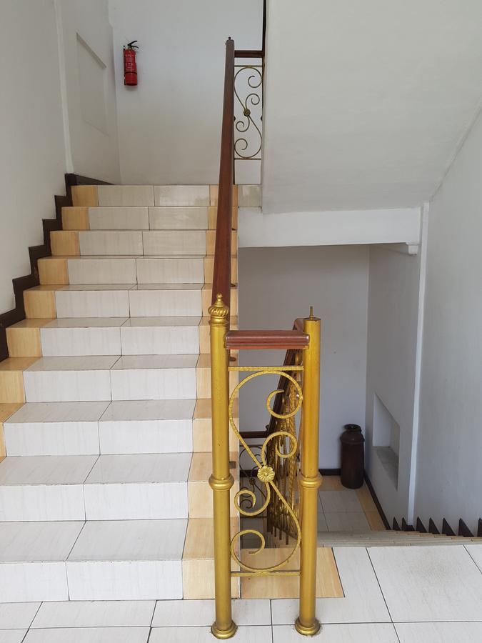 Hotel Maxim Kwitang Cakarta Dış mekan fotoğraf