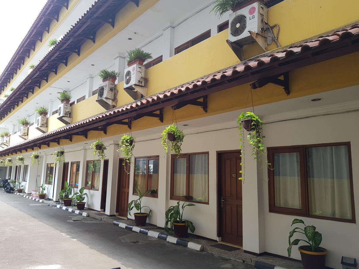 Hotel Maxim Kwitang Cakarta Dış mekan fotoğraf