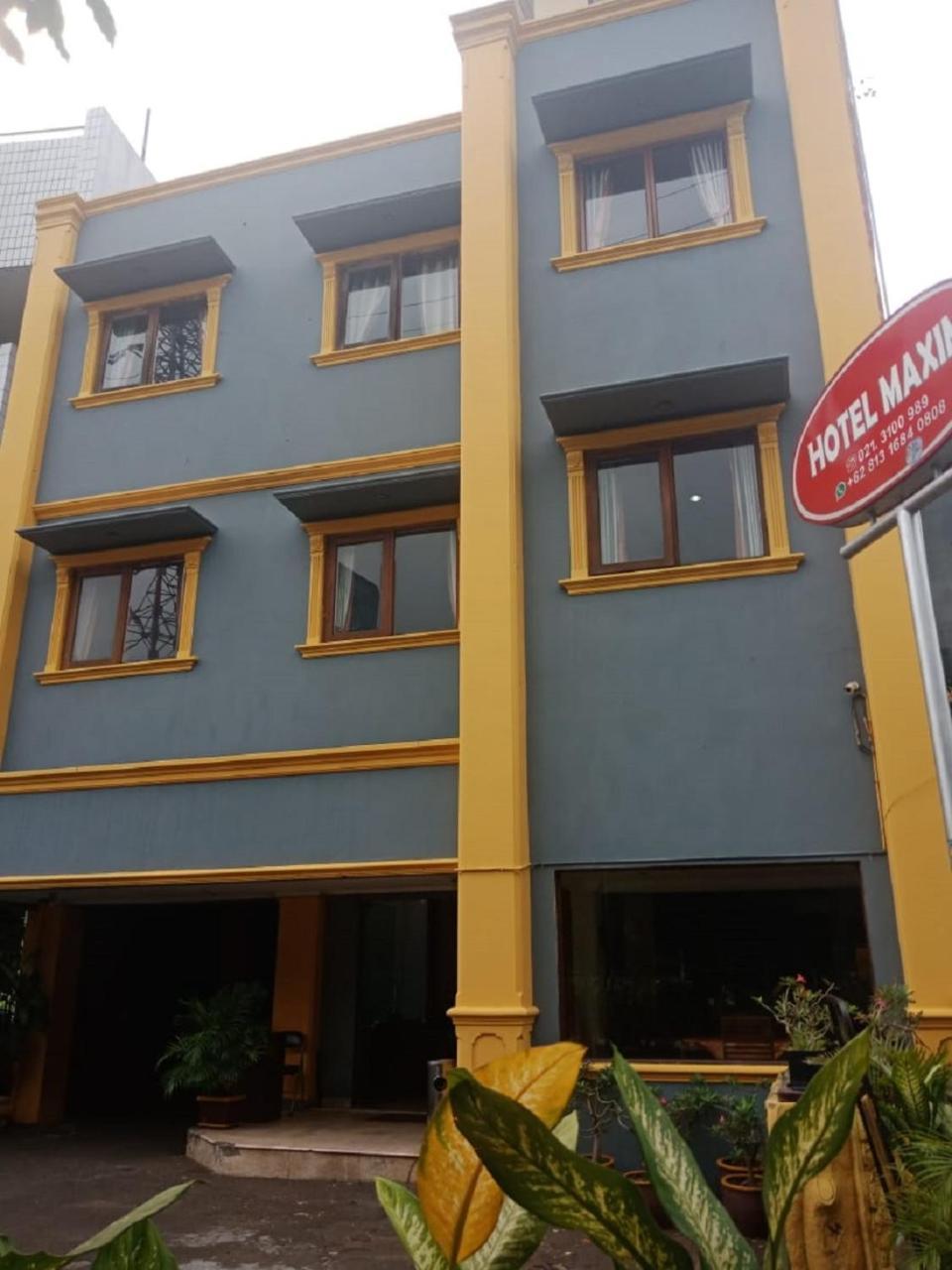 Hotel Maxim Kwitang Cakarta Dış mekan fotoğraf
